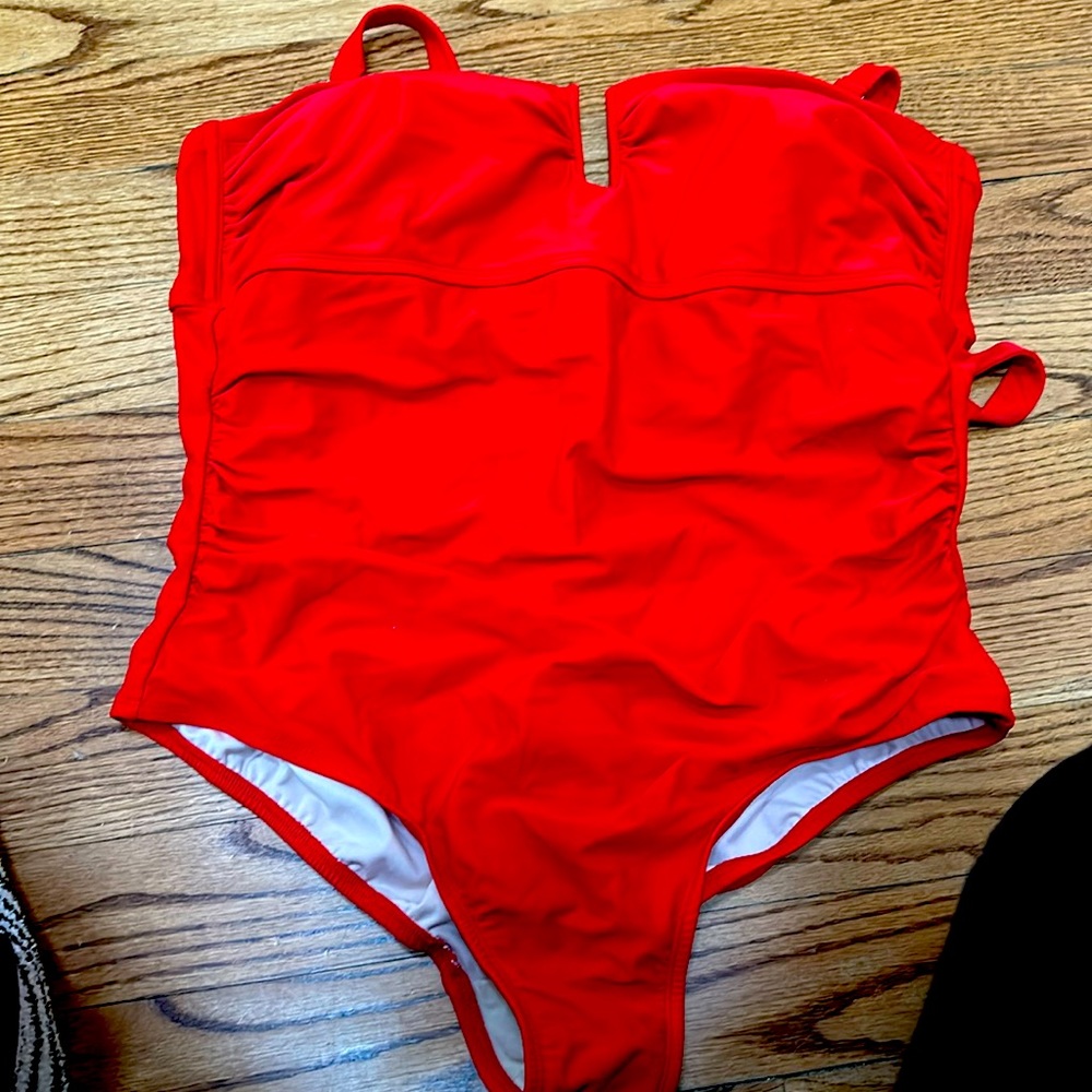 Kona Sol Swimsuit Size 22